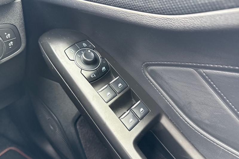Used Ford Focus 2024 for sale - 75997378: Photo 16