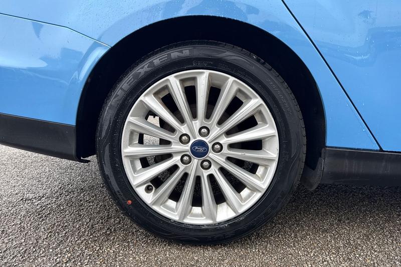 Used Ford Focus 2017 for sale - 76355566: Photo 8