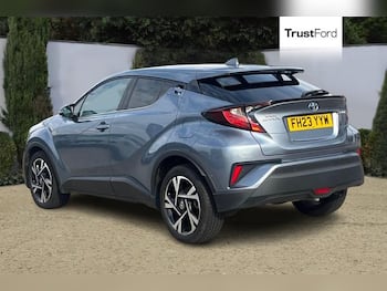Used Toyota C-HR 2023 for sale - 79670918: Photo