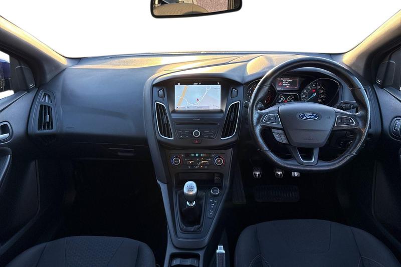 Used Ford Focus 2018 for sale - 77198981: Photo 10