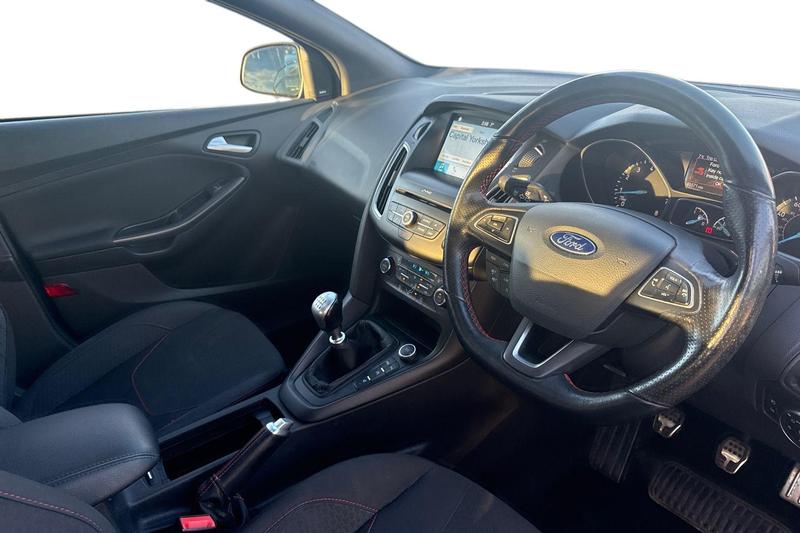 Used Ford Focus 2018 for sale - 77198981: Photo 9