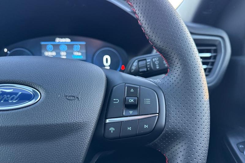 Used Ford Kuga 2025 for sale - 77106540: Photo 31