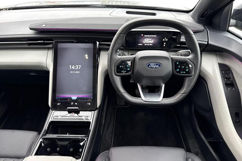 Used Ford Explorer 2024 for sale - 76580827: Photo 11