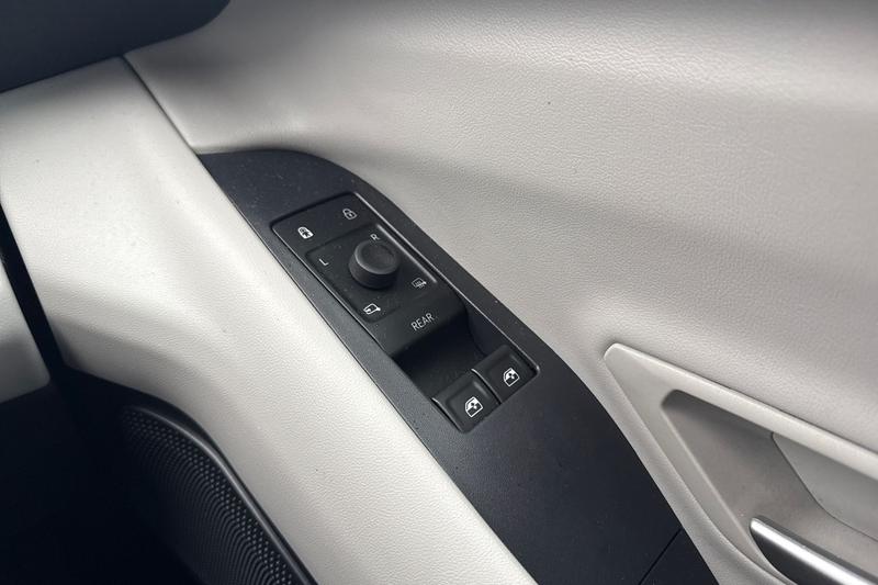 Used Ford Explorer 2024 for sale - 76580827: Photo 16