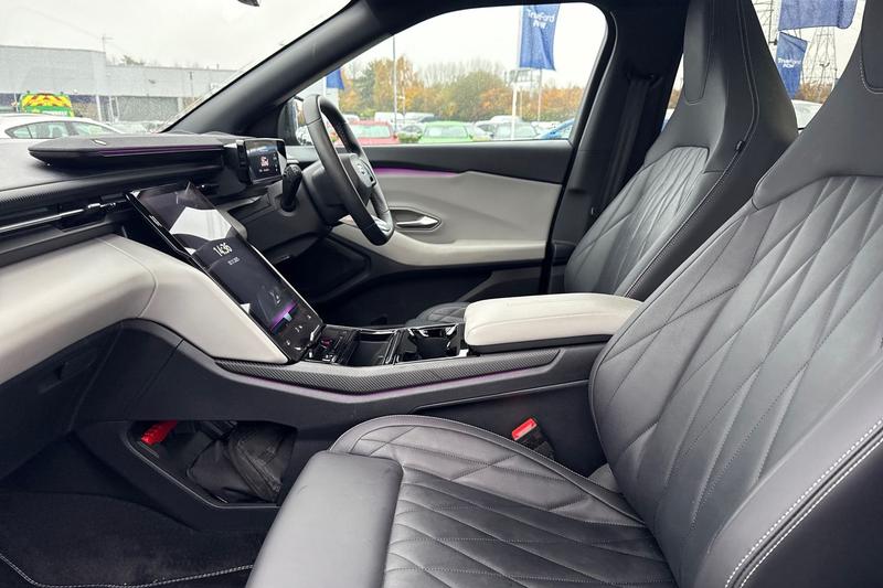 Used Ford Explorer 2024 for sale - 76580827: Photo 19