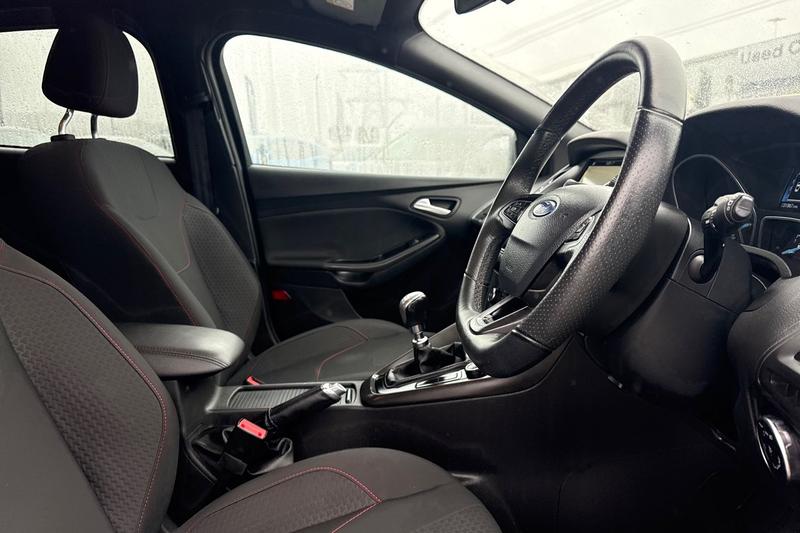 Used Ford Focus 2018 for sale - 77763605: Photo 17