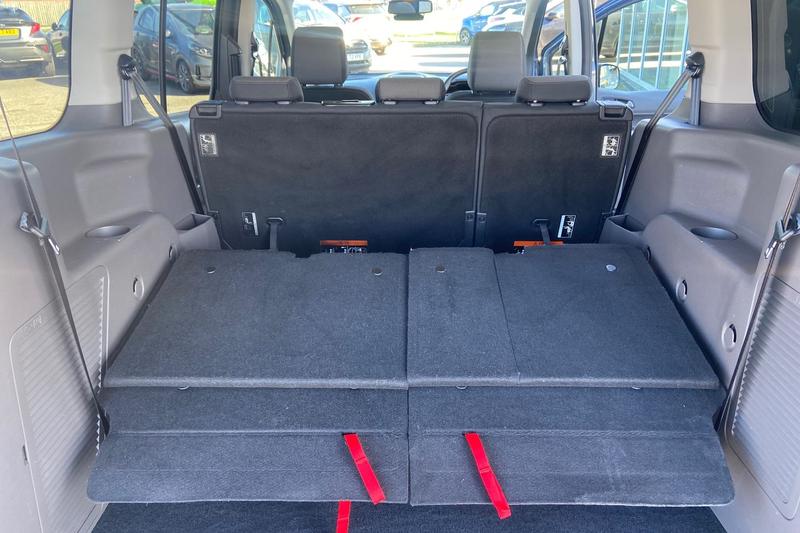 Used Ford Grand Tourneo Connect 2022 for sale - 78015354: Photo 25