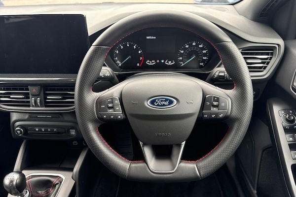 Used Ford Focus 2023 for sale - 76290277: Photo 12