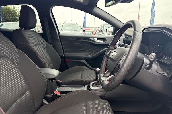 Used Ford Focus 2023 for sale - 76290277: Photo 17