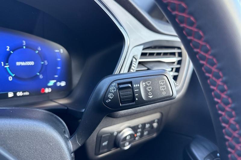 Used Ford Kuga 2022 for sale - 76557480: Photo 15