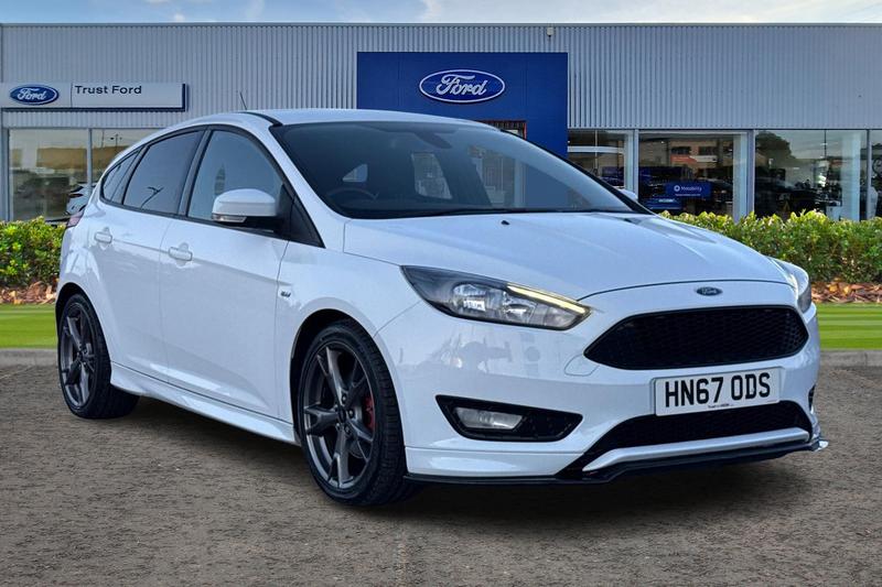 Used Ford Focus 2017 for sale - 76904518: Photo 1
