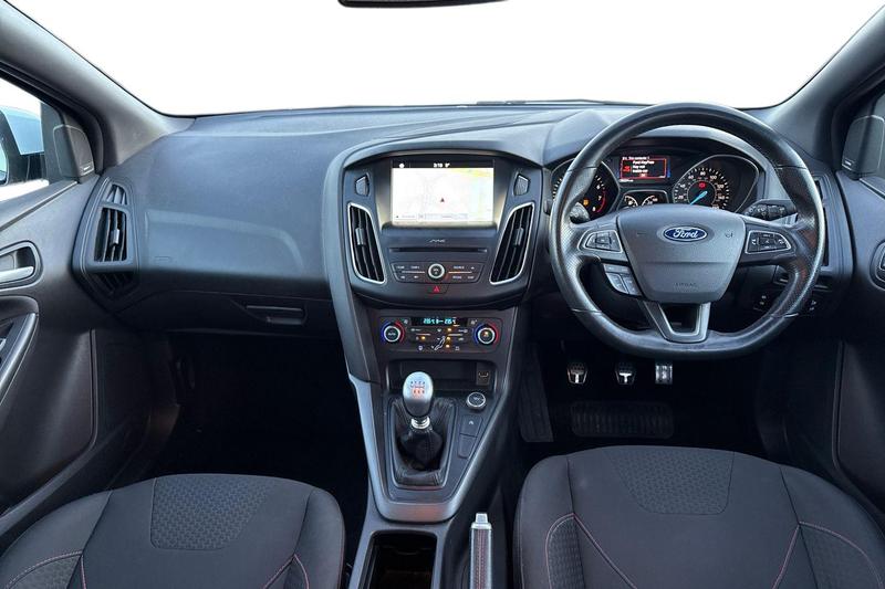 Used Ford Focus 2017 for sale - 76904518: Photo 10