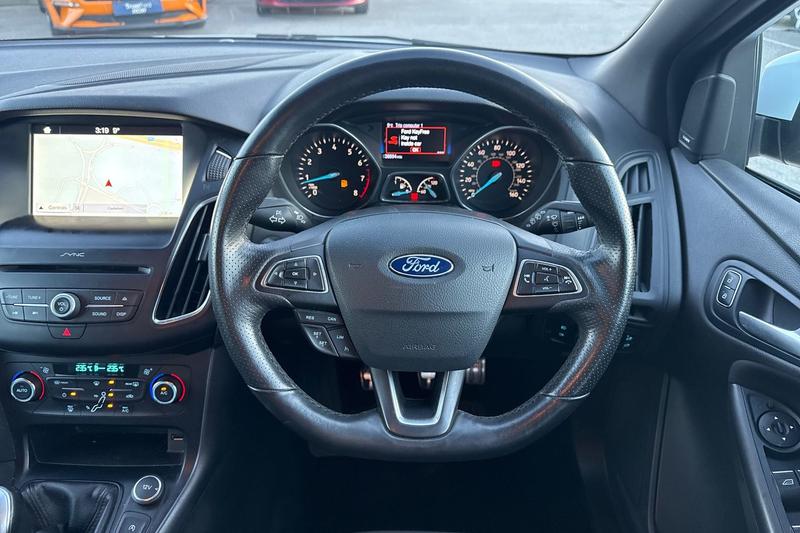Used Ford Focus 2017 for sale - 76904518: Photo 12