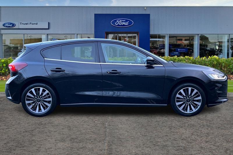 Used Ford Focus 2023 for sale - 78048940: Photo 3