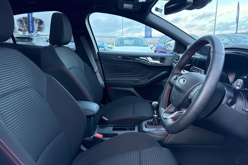 Used Ford Focus 2025 for sale - 77187081: Photo 17