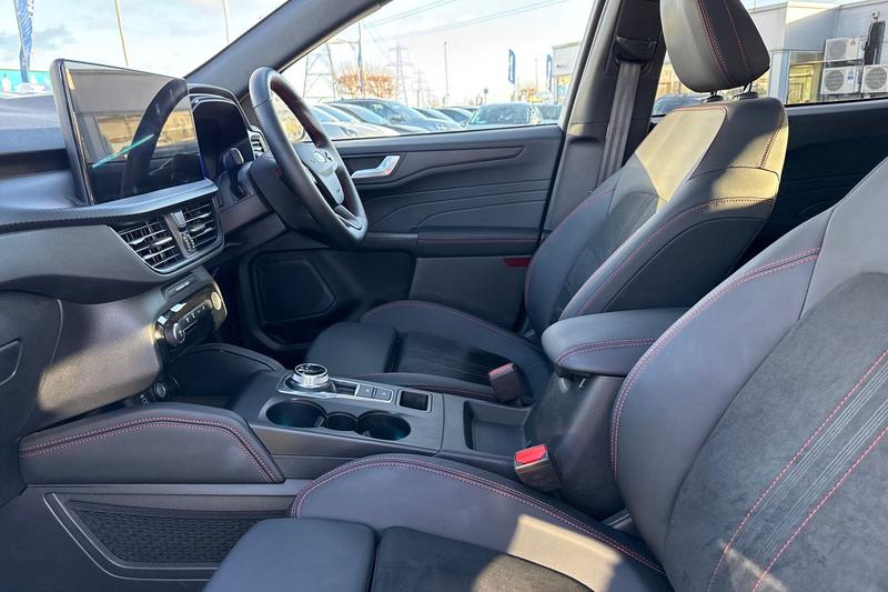 Used Ford Kuga 2025 for sale - 76895306: Photo 19