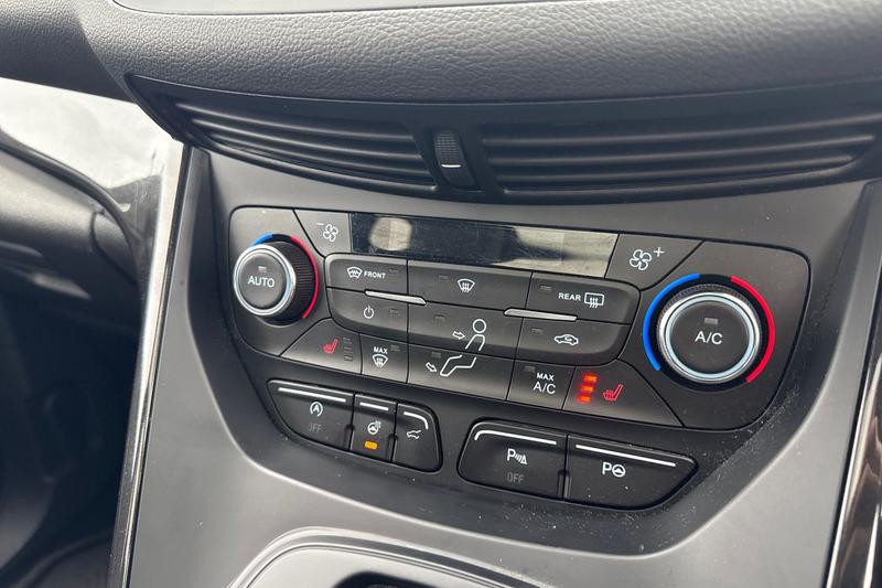 Used Ford Kuga 2017 for sale - 76452971: Photo 25