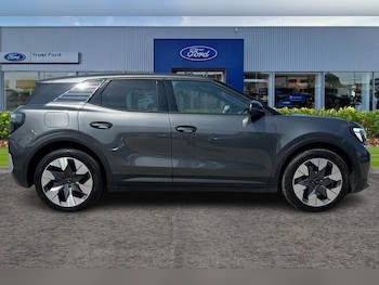 Used Ford Explorer 2024 for sale - 76474411: Photo