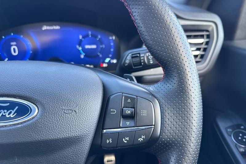 Used Ford Kuga 2022 for sale - 76949081: Photo 31