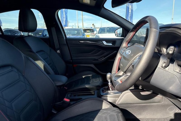 Used Ford Focus 2024 for sale - 74010930: Photo 17