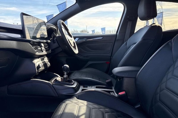 Used Ford Focus 2024 for sale - 74010930: Photo 19