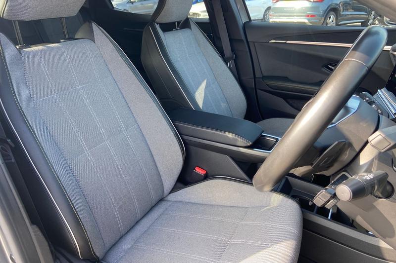 Used Renault Megane E Tech 2023 for sale - 77975872: Photo 17