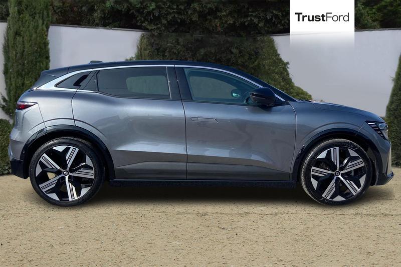 Used Renault Megane E Tech 2023 for sale - 77975872: Photo 3