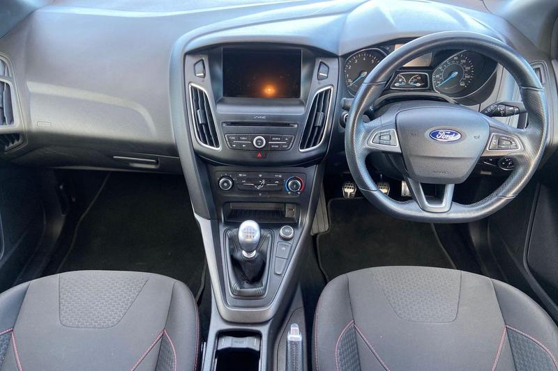 Used Ford Focus 2017 for sale - 77088214: Photo 10