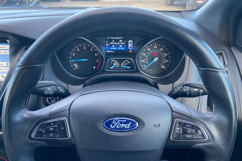 Used Ford Focus 2017 for sale - 77088214: Photo 12
