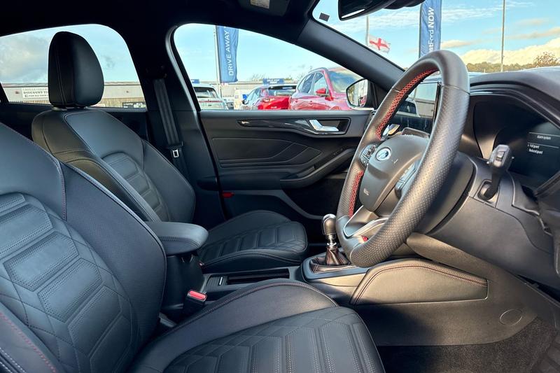 Used Ford Focus for sale - 76385001: Photo 17