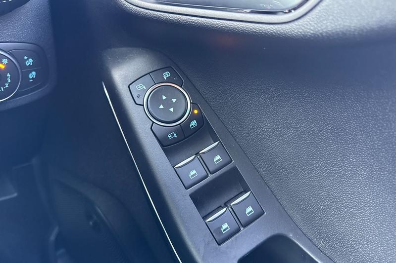 Used Ford Fiesta 2021 for sale - 76835736: Photo 16