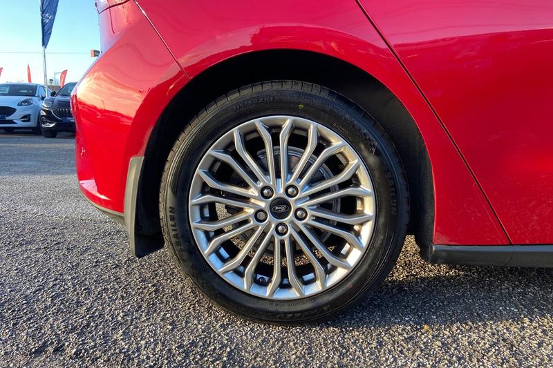 Used Ford Focus 2021 for sale - 77006169: Photo 8