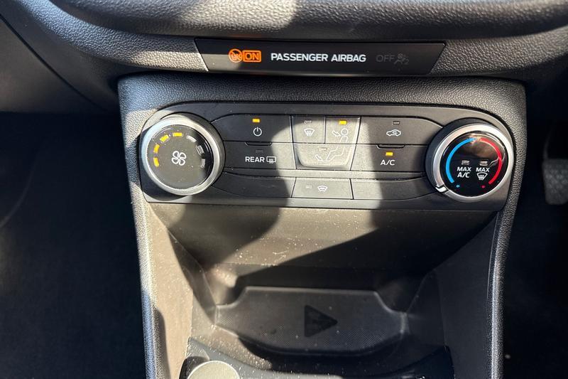 Used Ford Fiesta 2019 for sale - 78153170: Photo 24