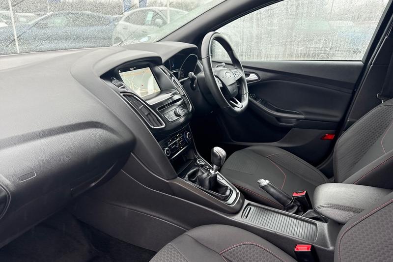 Used Ford Focus 2018 for sale - 77528939: Photo 18