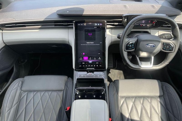 Used Ford Explorer 2024 for sale - 76277259: Photo 10