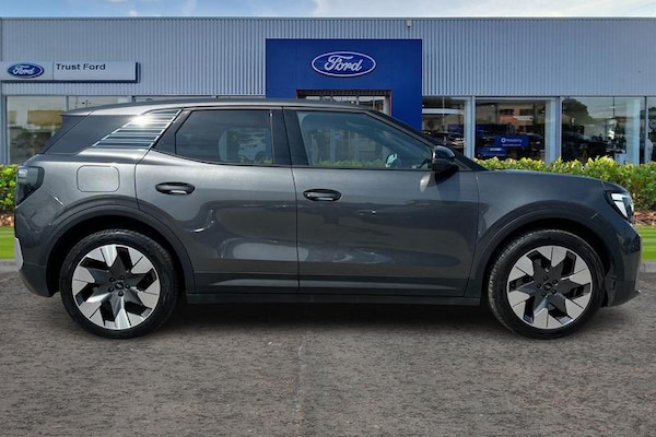 Used Ford Explorer 2024 for sale - 76277259: Photo 3