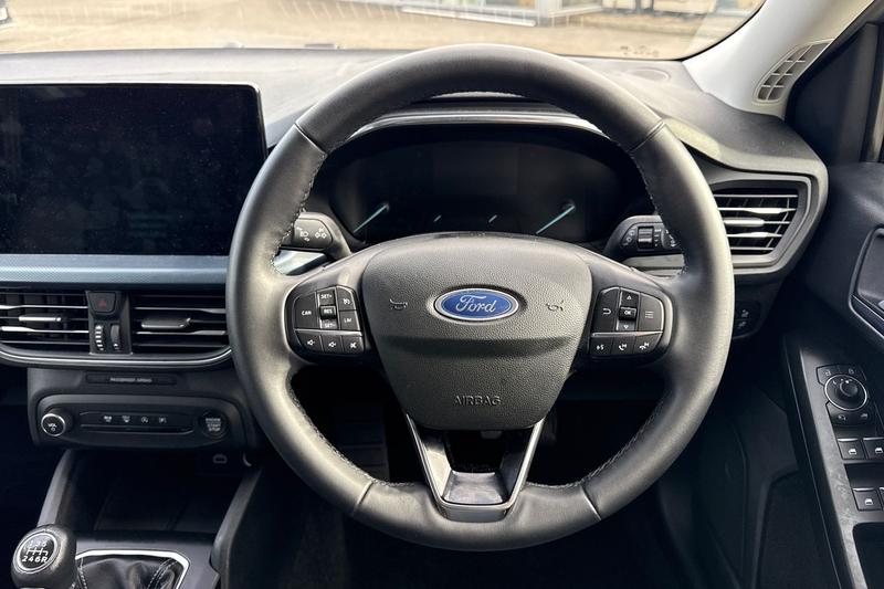 Used Ford Focus 2023 for sale - 77106510: Photo 12