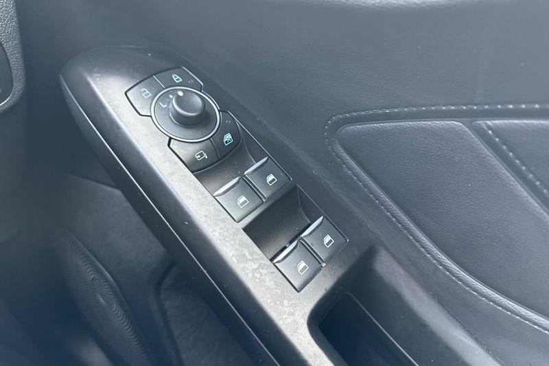 Used Ford Focus 2023 for sale - 77106510: Photo 16