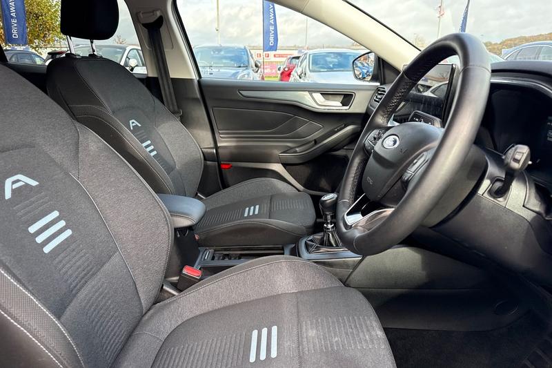 Used Ford Focus 2023 for sale - 77106510: Photo 17