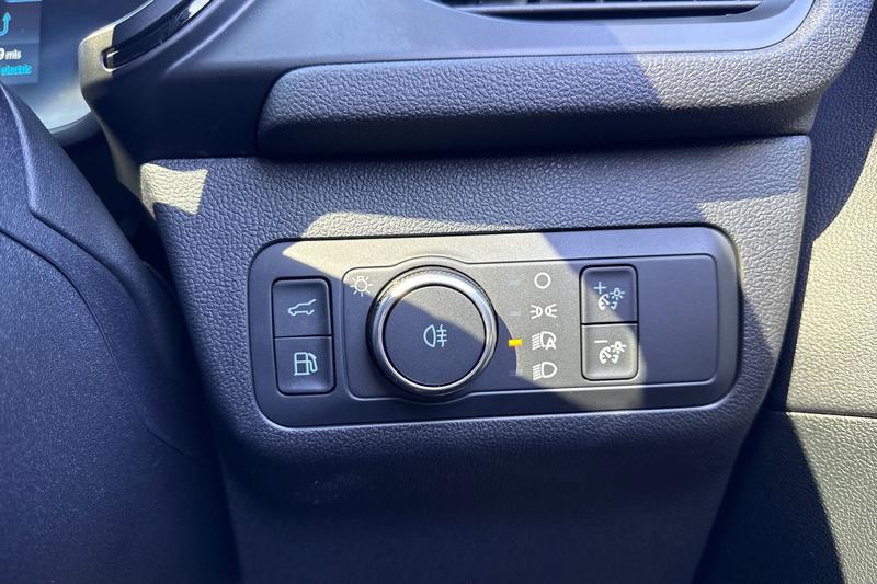 Used Ford Kuga 2025 for sale - 78153183: Photo 32