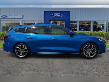 Used Ford Focus 2024 for sale - 75428537: Photo