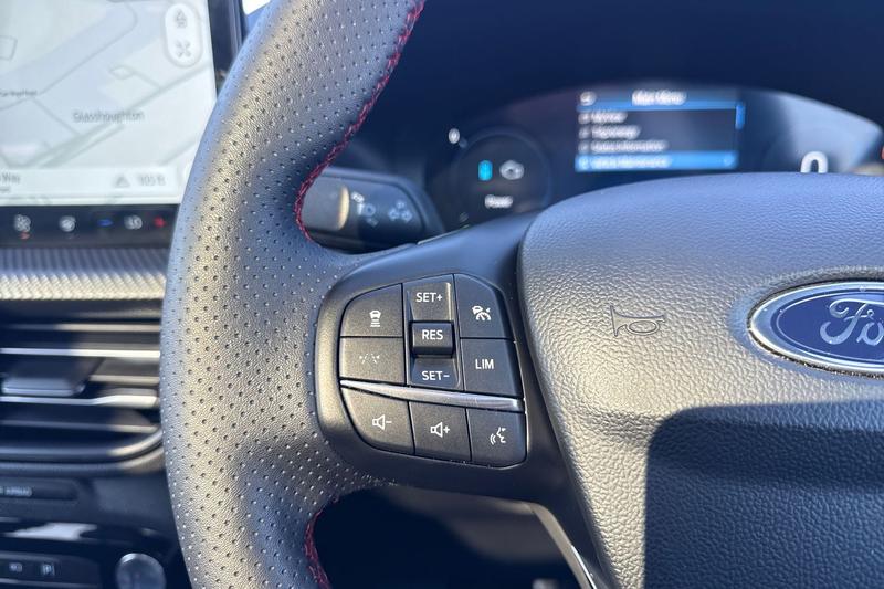 Used Ford Kuga 2025 for sale - 78153176: Photo 30