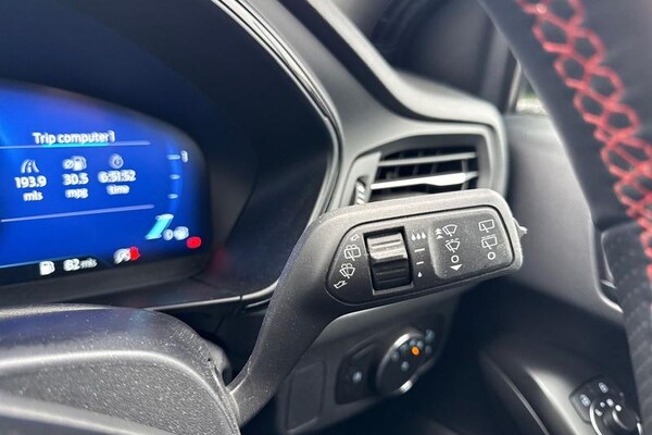 Used Ford Focus 2022 for sale - 76308832: Photo 15