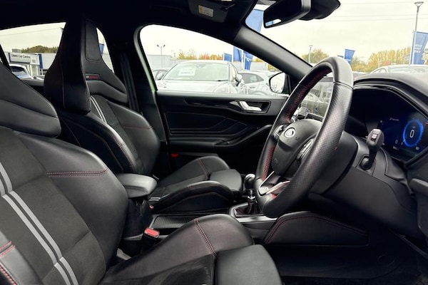 Used Ford Focus 2022 for sale - 76308832: Photo 17