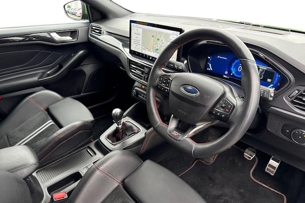 Used Ford Focus 2022 for sale - 76308832: Photo 9