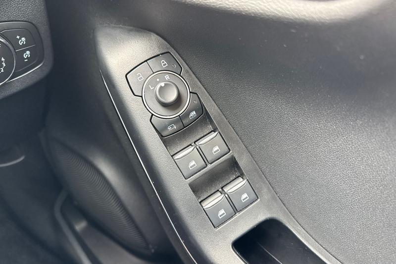 Used Ford Puma 2023 for sale - 75985243: Photo 16
