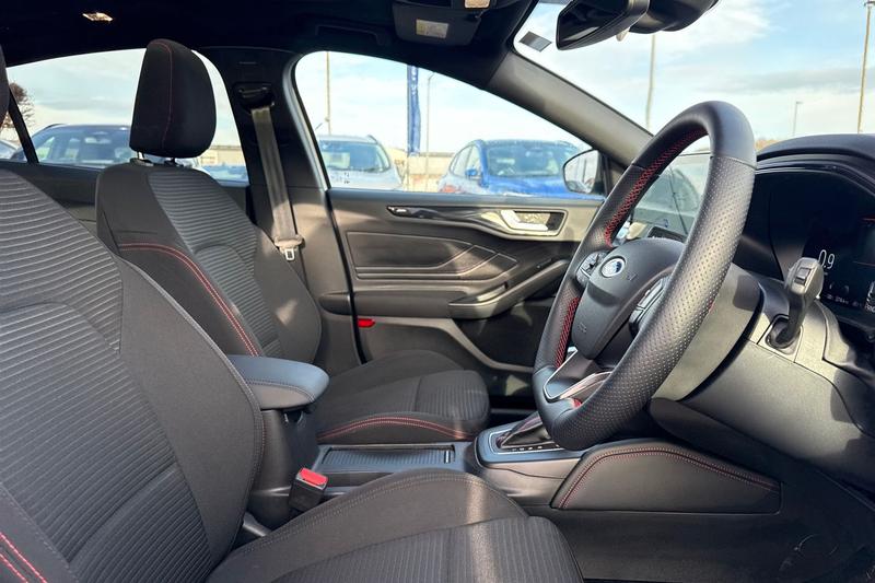 Used Ford Focus 2025 for sale - 77176248: Photo 17