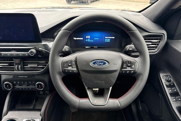Used Ford Kuga 2023 for sale - 76285385: Photo 12