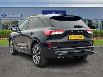Used Ford Kuga 2023 for sale - 76285385: Photo 2