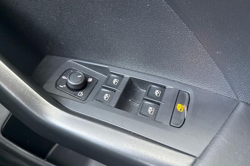 Used Volkswagen T-Cross 2023 for sale - 77672606: Photo 16